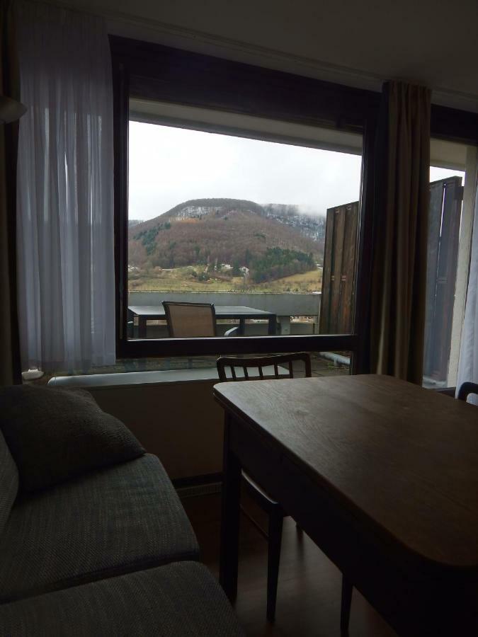 Free Apartment - Schoenblick Bad Urach Exterior foto